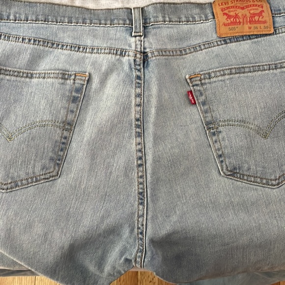 Levi’s 505 for Men 36x30 Distressed Jeans - Picture 5 of 6